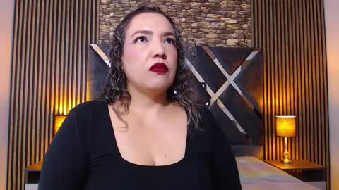 Snapshot of marie_hss chatting on 11/03/25, 01:23 marie_hss online show from 11/03/25, 01:23