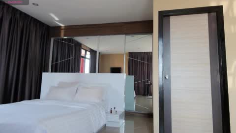 Snapshot of marie_jacob chatting on 03/16/26, 02:28 Marie online show from 03/16/26, 02:28