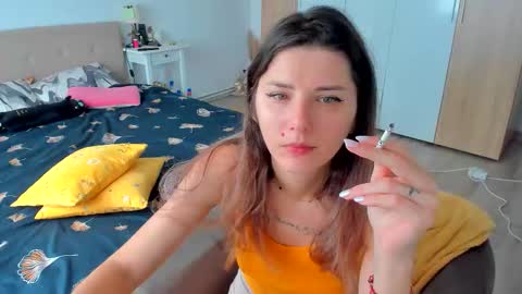 Snapshot of marie_marie03 chatting on 03/16/26, 06:28 Marie online show from 03/16/26, 06:28