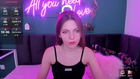 Mary 3 online show from 12/28/24, 01:50