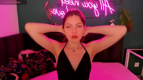 Mary 3 online show from 02/20/25, 01:36