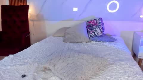 Snapshot of mariecastell_zc chatting on 03/24/26, 03:17 Maria online show from 03/24/26, 03:17