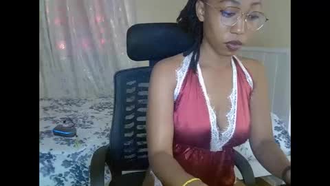 mariejuana online show from 10/10/25, 01:43