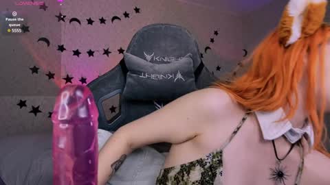 Snapshot of mariel_a_gold chatting on 01/12/25, 10:02 Mariel Gold online show from 01/12/25, 10:02