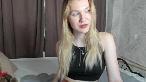 mariel_brown online show from 12/06/24, 08:48