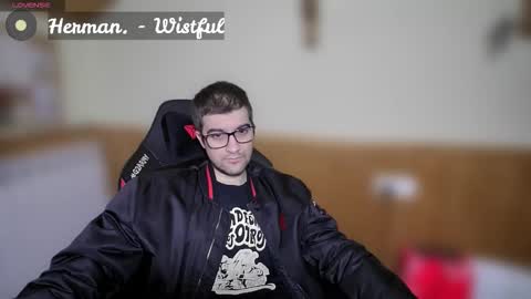 Snapshot of marielessfan chatting on 12/13/25, 11:10 Marie online show from 12/13/25, 11:10