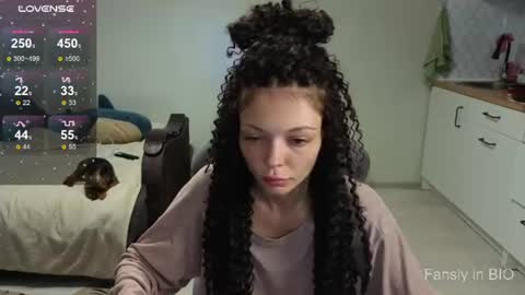 Snapshot of mariella__adams chatting on 06/20/26, 06:44 Maria online show from 06/20/26, 06:44