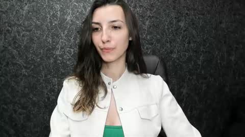 Snapshot of marielleanker chatting on 09/24/25, 11:13 marielleanker online show from 09/24/25, 11:13