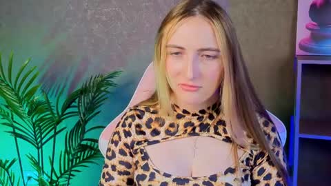 Mari online show from 06/24/26, 04:22