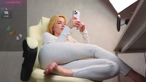 Marietta online show from 12/10/24, 02:06