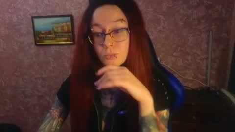 MarieXAh online show from 10/15/25, 09:37