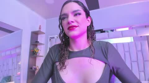 Snapshot of mariiahneedles chatting on 04/08/26, 07:36 mariiahneedles online show from 04/08/26, 07:36