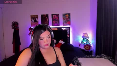 Snapshot of mariiana_hasper chatting on 12/16/25, 03:22 Mariana Hasper online show from 12/16/25, 03:22