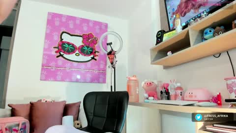 Snapshot of mariianna_lopez_ chatting on 01/22/25, 05:38 Mariana online show from 01/22/25, 05:38