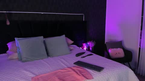 Snapshot of mariianna_lopez_ chatting on 02/10/25, 02:37 Mariana online show from 02/10/25, 02:37