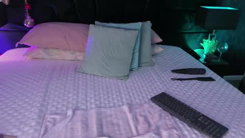 Snapshot of mariianna_lopez_ chatting on 03/07/25, 02:56 Mariana online show from 03/07/25, 02:56