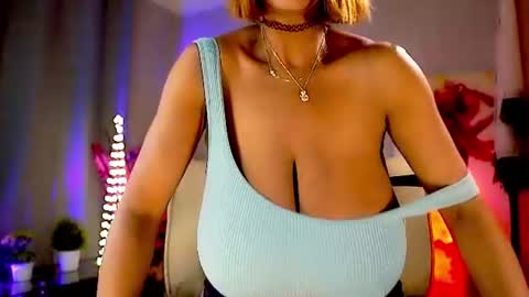 Snapshot of mariicha chatting on 07/16/26, 08:09 Nikita - Scroll down and read my bio please. New Pictures in Bio online show from 07/16/26, 08:09
