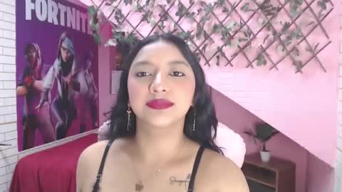 Snapshot of mariilulp303av chatting on 11/23/25, 03:28 Marilu online show from 11/23/25, 03:28