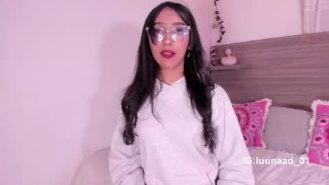 Luna Dulk online show from 09/23/25, 10:51