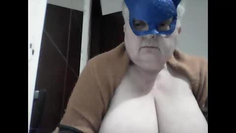 Snapshot of marilu64 chatting on 03/07/25, 07:27 marilu64 online show from 03/07/25, 07:27