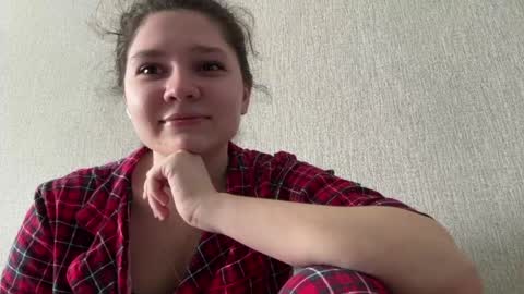 Emmie online show from 05/04/26, 12:28