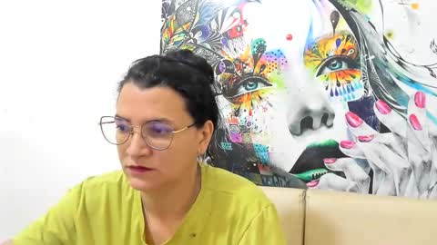 Snapshot of marilyn_garcia chatting on 03/12/26, 12:33 MARILYN SEXY online show from 03/12/26, 12:33