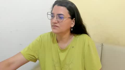 Snapshot of marilyn_garcia chatting on 03/29/26, 04:18 MARILYN SEXY online show from 03/29/26, 04:18