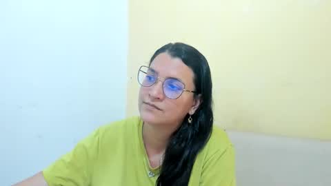 Snapshot of marilyn_garcia chatting on 04/13/26, 07:08 MARILYN SEXY online show from 04/13/26, 07:08