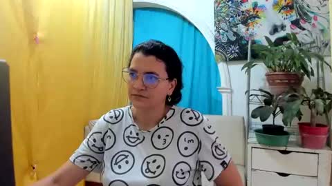 Snapshot of marilyn_garcia chatting on 07/16/26, 10:05 MARILYN SEXY online show from 07/16/26, 10:05