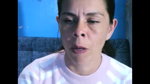Snapshot of marilyn_xxxx chatting on 01/10/25, 08:26  Marilyn  online show from 01/10/25, 08:26