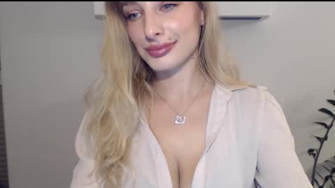 Snapshot of marilyndevilish chatting on 12/10/24, 09:54 MarilynDevilish online show from 12/10/24, 09:54