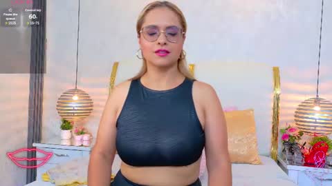 Snapshot of marilynvega77 chatting on 06/15/26, 08:33 Marilyn Vega online show from 06/15/26, 08:33