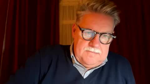 Snapshot of marin50 chatting on 12/19/25, 01:23 marin50 online show from 12/19/25, 01:23