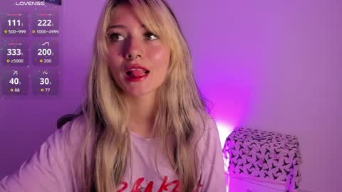 Snapshot of marin_kitoko chatting on 04/07/26, 08:53 Marin kitoko online show from 04/07/26, 08:53