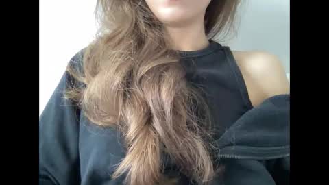 Marina online show from 09/18/25, 10:28
