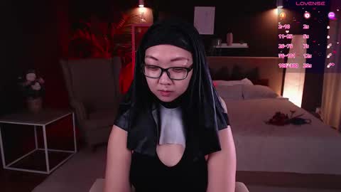 Marine  online show from 10/01/25, 02:12