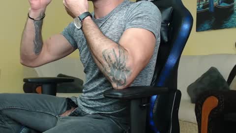 marioslim online show from 01/02/25, 02:46