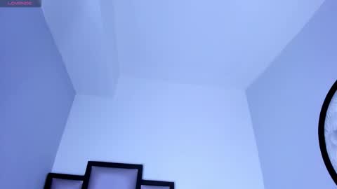 marisa_bosch online show from 10/22/25, 08:19