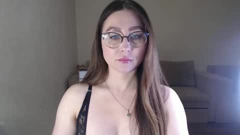 Marisha Arimova online show from 11/21/25, 12:10