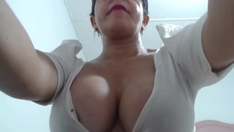 mariska_69 online show from 01/16/26, 12:53