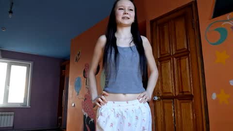 Mari online show from 04/07/26, 11:21