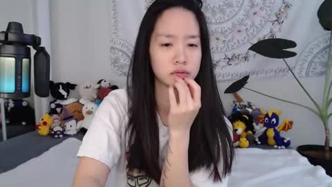 MarissaPeach online show from 11/30/25, 03:38