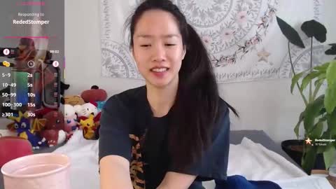 Snapshot of marissapeach chatting on 05/16/26, 01:43 MarissaPeach online show from 05/16/26, 01:43
