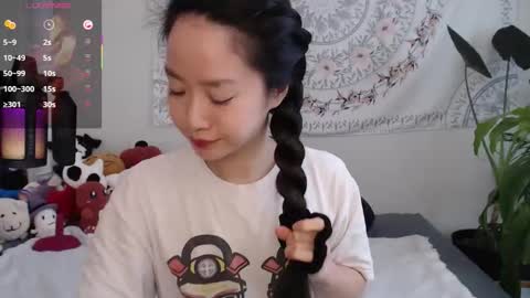 Snapshot of marissapeach chatting on 05/30/26, 01:19 MarissaPeach online show from 05/30/26, 01:19