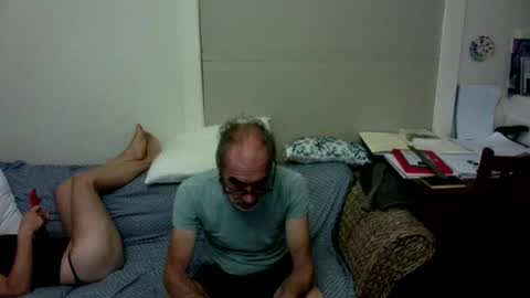 Snapshot of mark_and_lola chatting on 01/07/26, 06:32 mark_and_lola online show from 01/07/26, 06:32