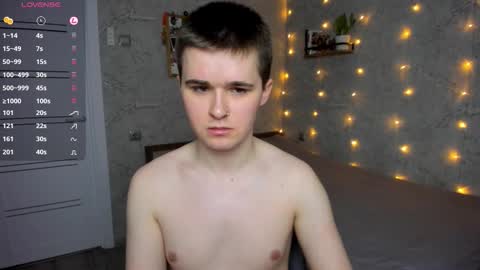 Snapshot of mark_bearcub chatting on 02/19/26, 06:15 Mark online show from 02/19/26, 06:15