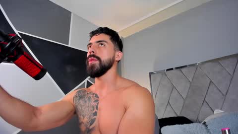 Snapshot of mark_broown_ chatting on 03/09/25, 06:00 mark_broown_ online show from 03/09/25, 06:00