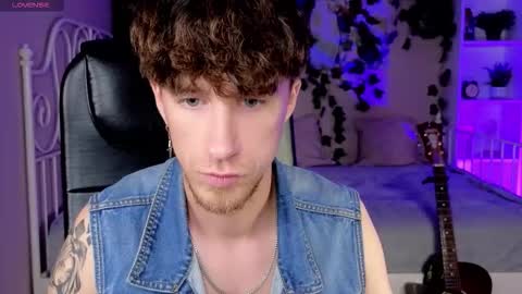 Snapshot of mark_caron chatting on 10/10/25, 08:19 mark_caron online show from 10/10/25, 08:19