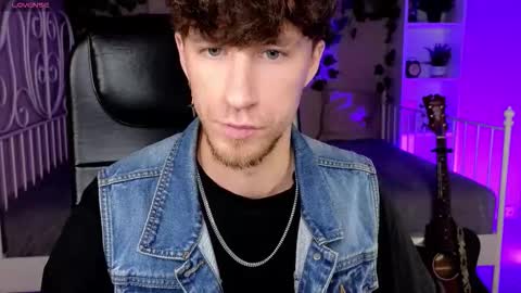 Snapshot of mark_caron chatting on 10/11/25, 08:18 mark_caron online show from 10/11/25, 08:18