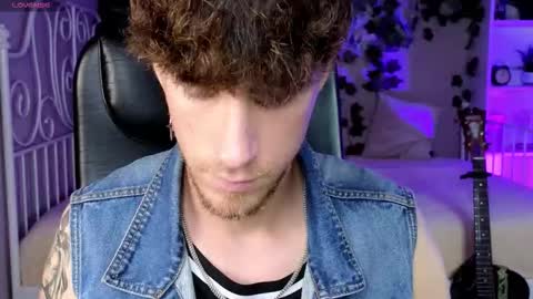 Snapshot of mark_caron chatting on 10/12/25, 08:08 mark_caron online show from 10/12/25, 08:08